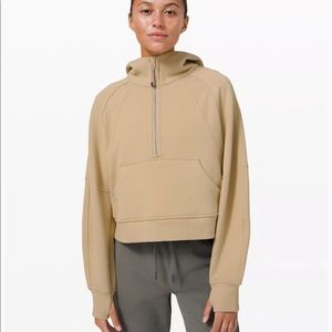 Lululemon scuba crop 1/2 zip 🍋